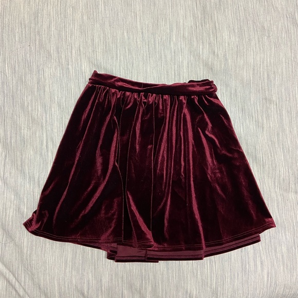 Garage Velvet Circle Skirt - Picture 1 of 2